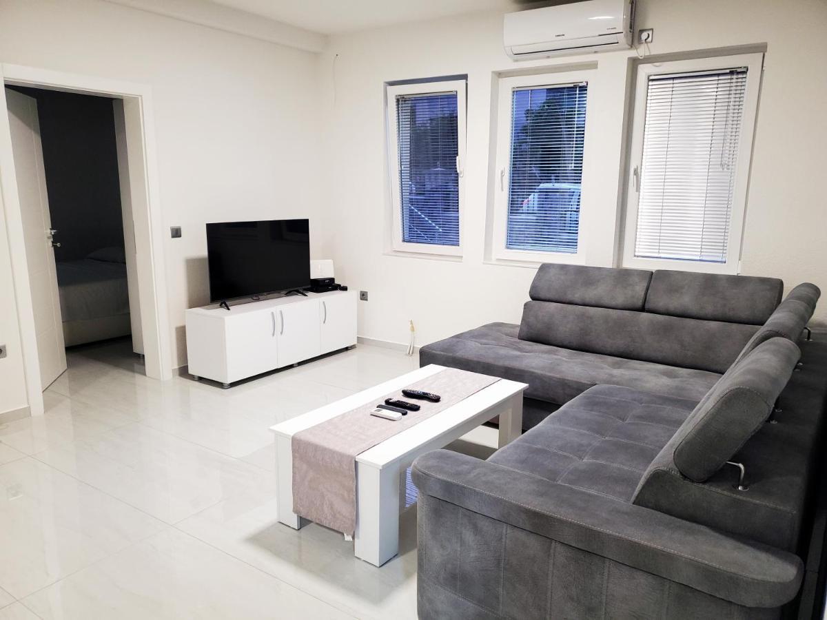 Villa Koki โอครีด ภายนอก รูปภาพ